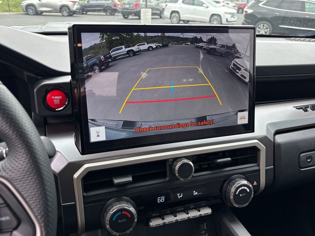 Used 2024 Toyota Tacoma TRD Sport AWD/4WD image 33