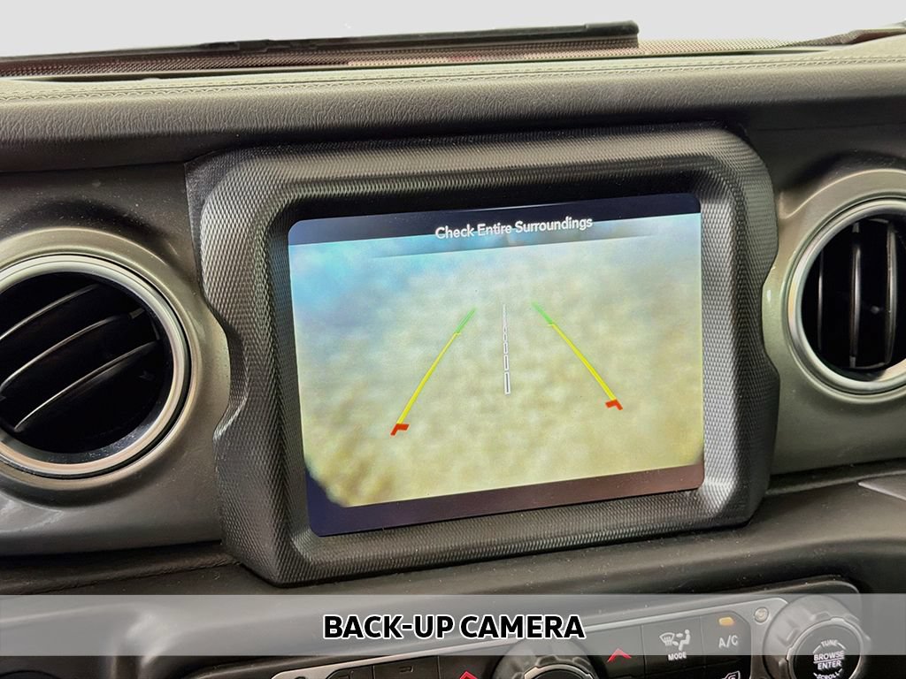 Used 2021 Jeep Wrangler Unlimited Sahara w/ Uconnect 4C Nav & Sound Group AWD/4WD image 4