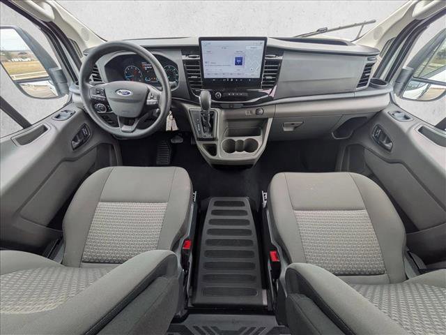 Used 2024 Ford Transit 350 XLT image 18