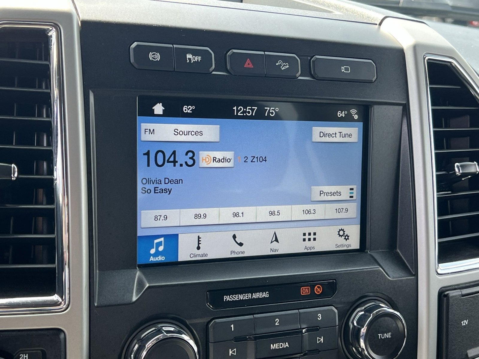 Used 2018 Ford F350 Lariat w/ Lariat Ultimate Package image 18