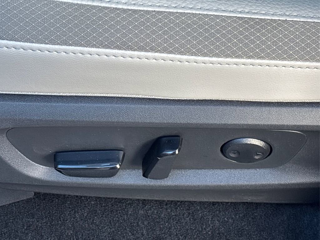 New 2025 Nissan Pathfinder SL image 30