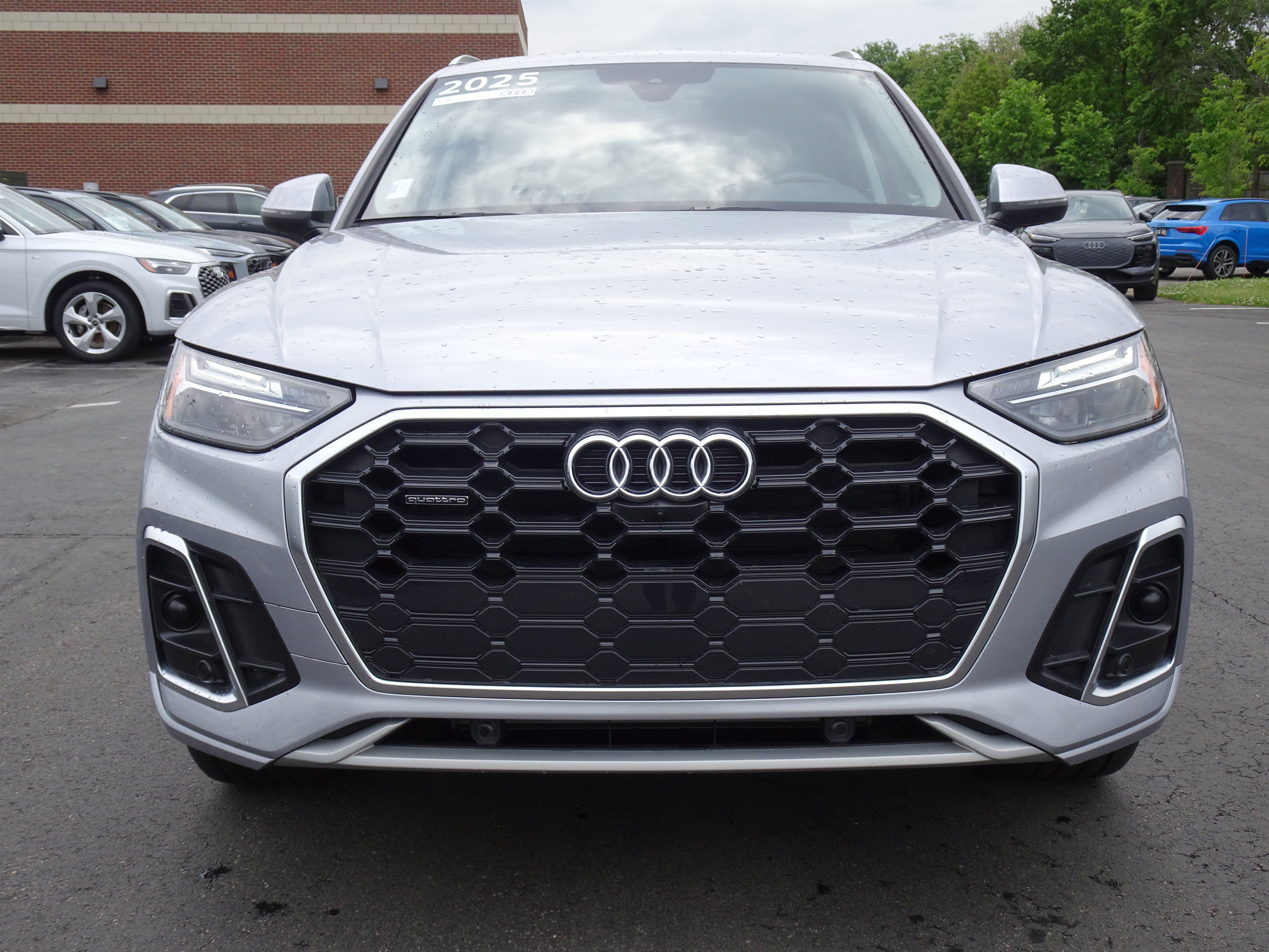 Certified 2025 Audi Q5 2.0T Premium Plus w/ Premium Plus Package AWD/4WD image 7