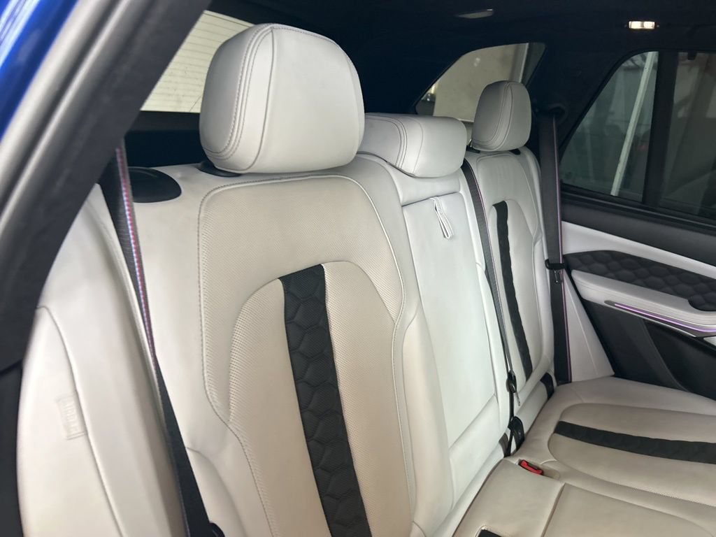 Used 2021 BMW X5 M w/ Competition Package AWD/4WD image 30