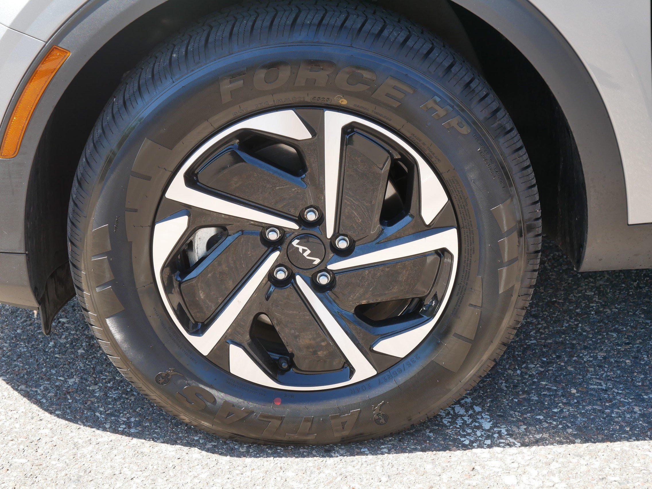 Certified 2024 Kia Sportage LX AWD/4WD image 15