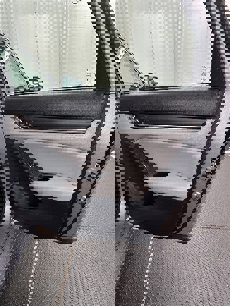 Used 2019 Honda Accord LX image 27