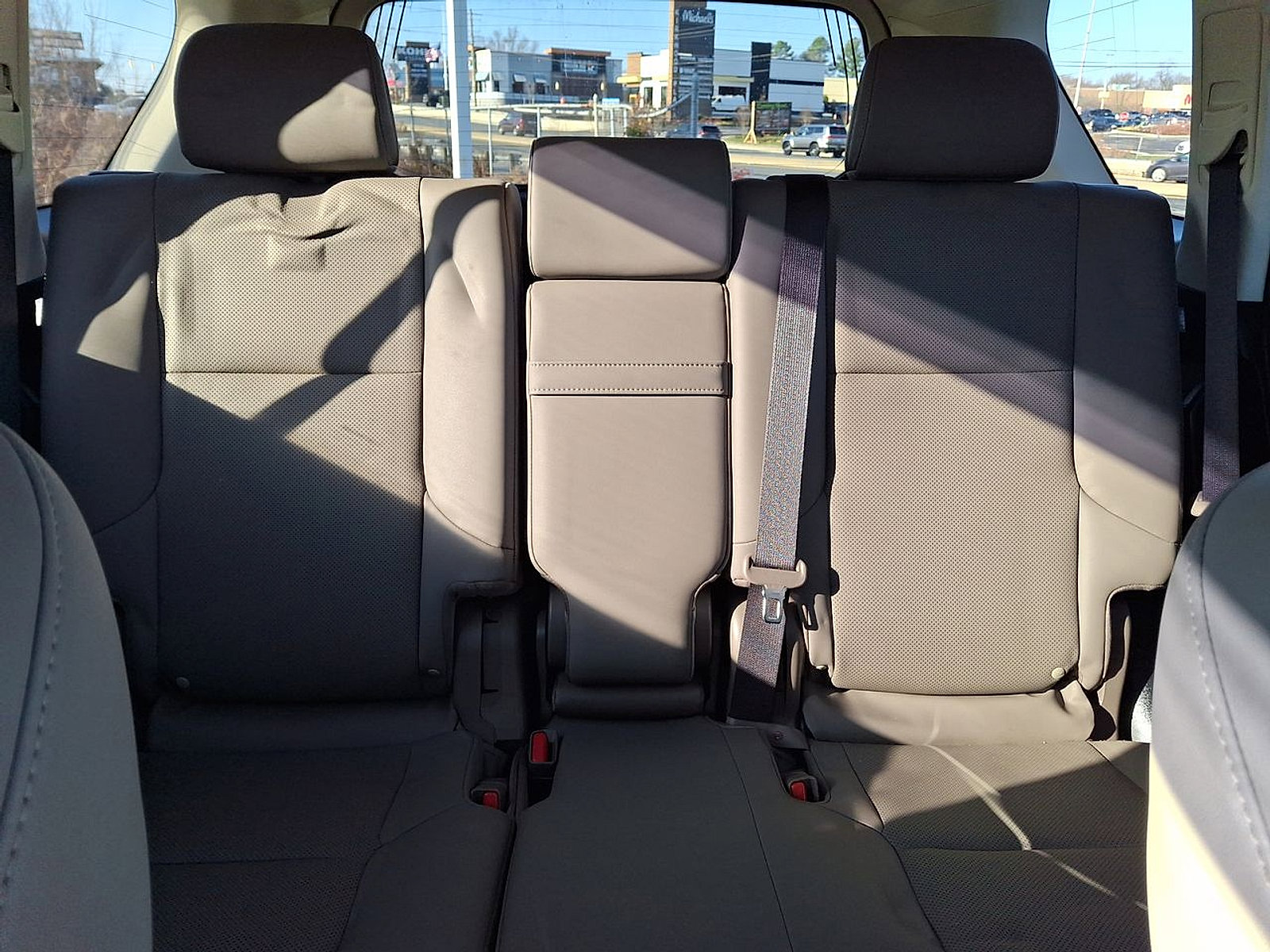 Used 2020 Lexus GX 460 Premium image 13