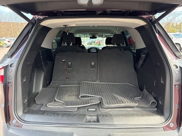 Used 2018 Chevrolet Traverse LT AWD/4WD image 4