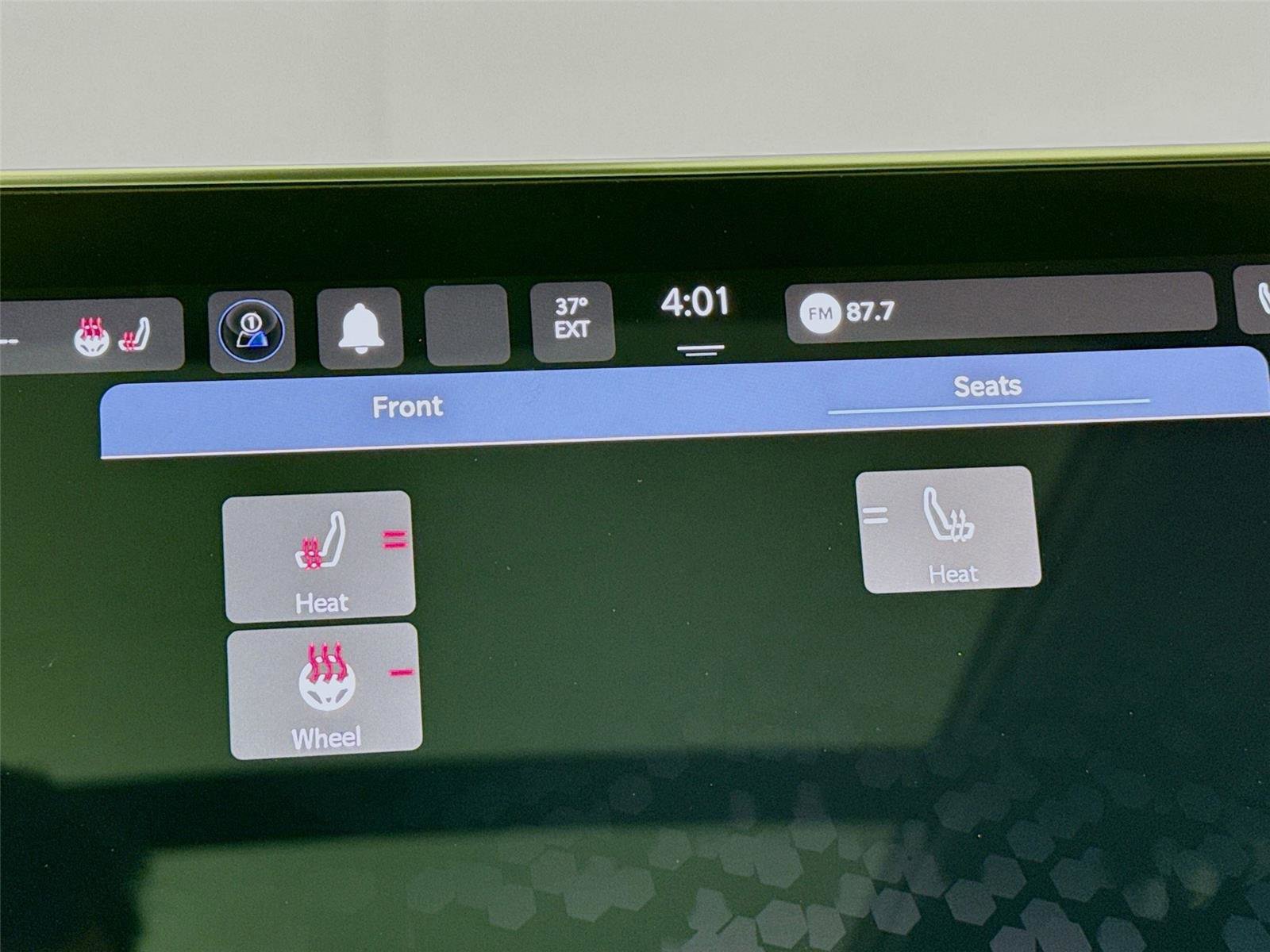 Used 2023 Jeep Compass Latitude w/ Sun and Sound Group image 16