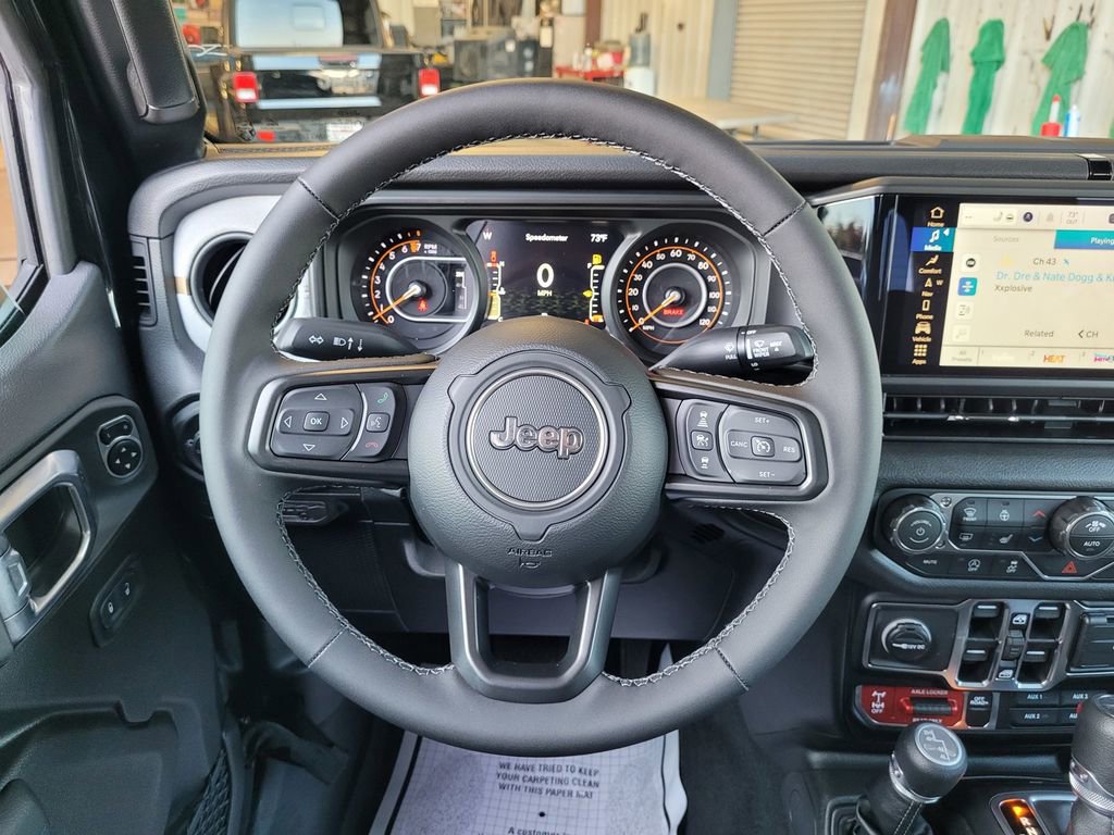 New 2025 Jeep Gladiator Sport AWD/4WD image 14
