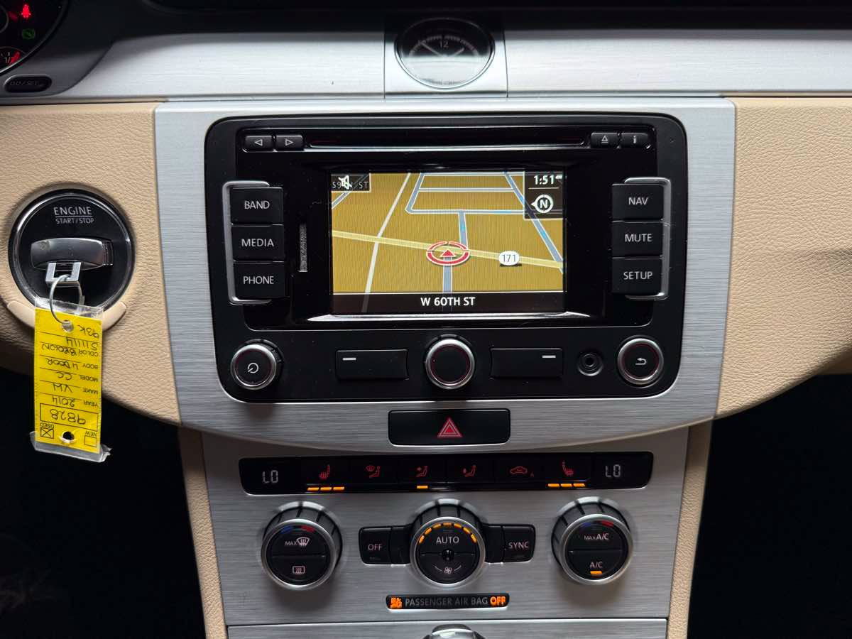 Used 2014 Volkswagen CC Sport FWD image 19