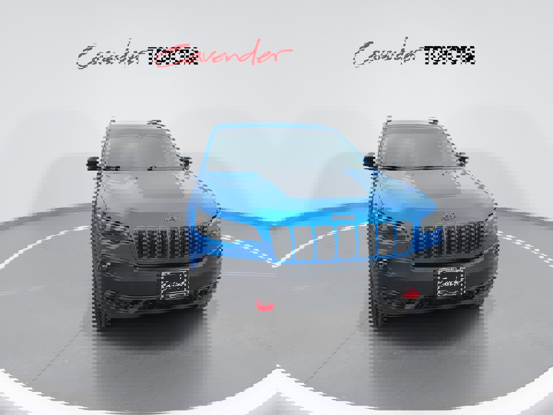 Used 2022 Jeep Cherokee Trailhawk image 3