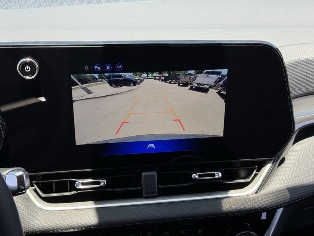 New 2027 Chevrolet Equinox LT FWD image 14