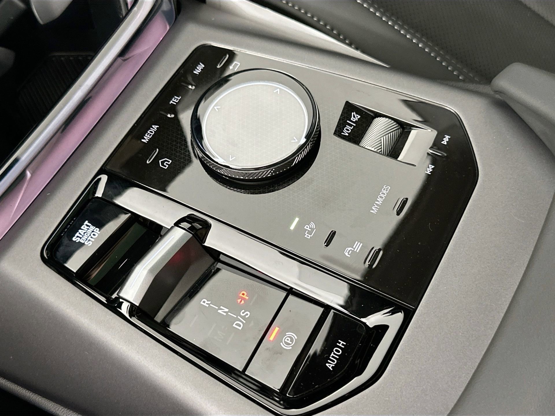 Used 2026 BMW X3 xDrive30 w/ Premium Package image 17