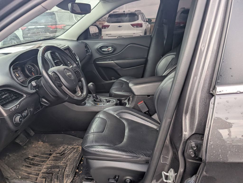 Used 2021 Jeep Cherokee Latitude Lux w/ Sun & Sound Group image 14