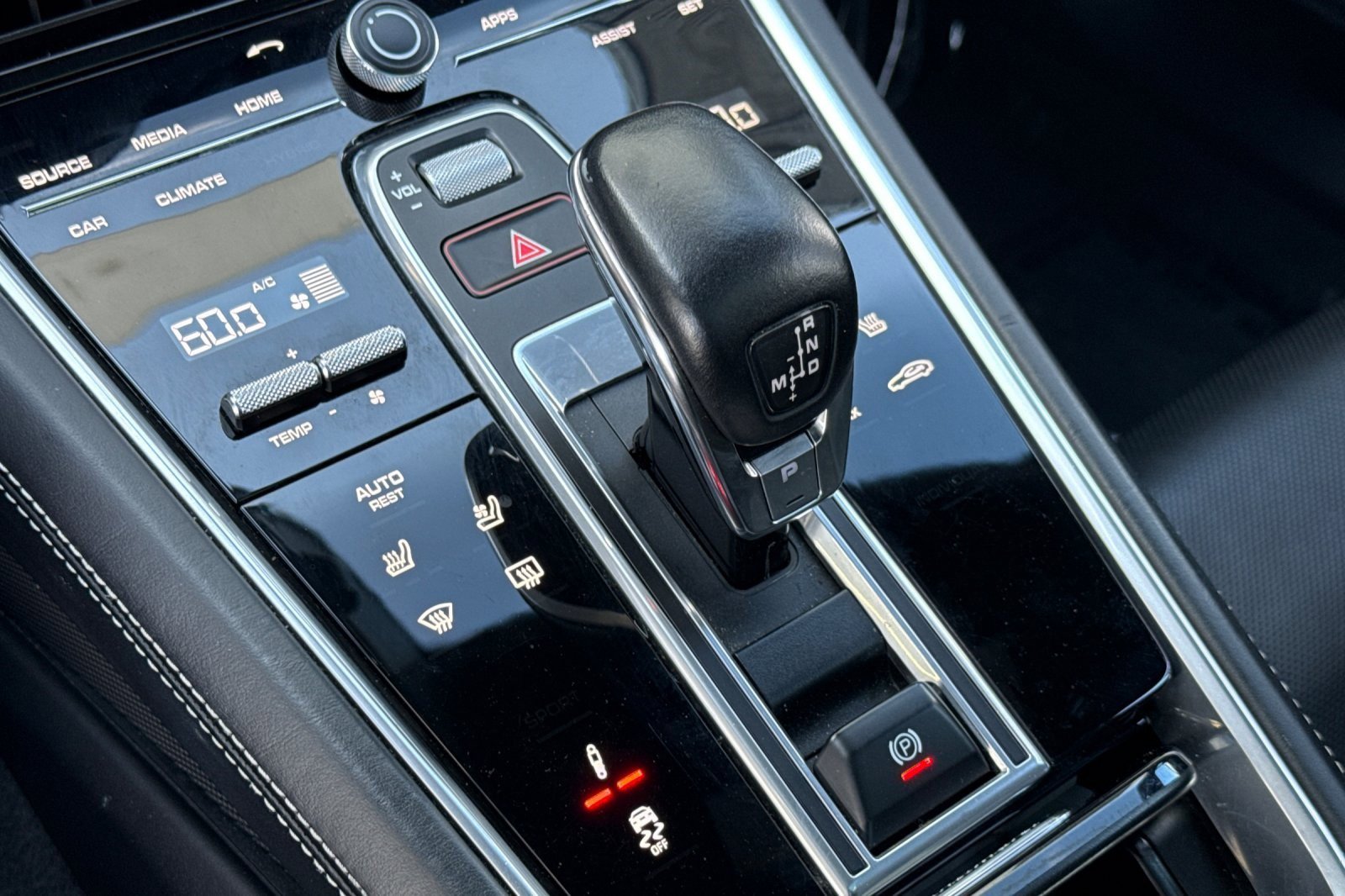 Used 2020 Porsche Panamera GTS image 21