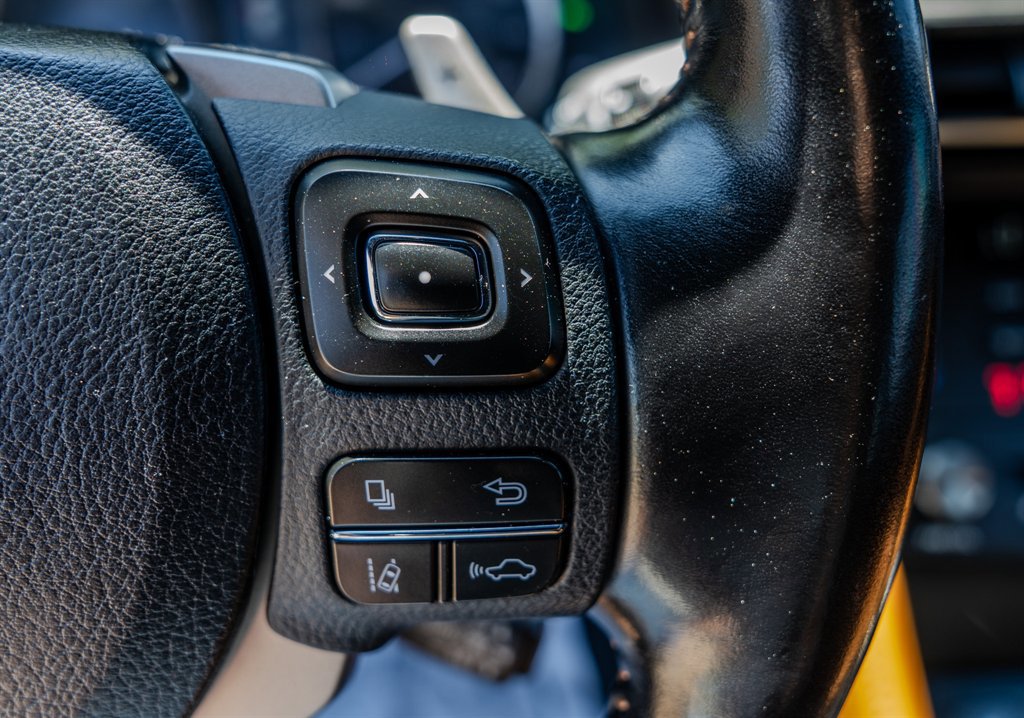 Used 2019 Lexus RC 350 w/ Premium Package image 17