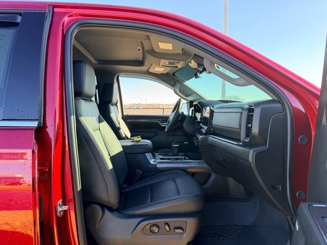 Used 2024 Chevrolet Silverado 1500 LTZ w/ LTZ Premium Package image 11