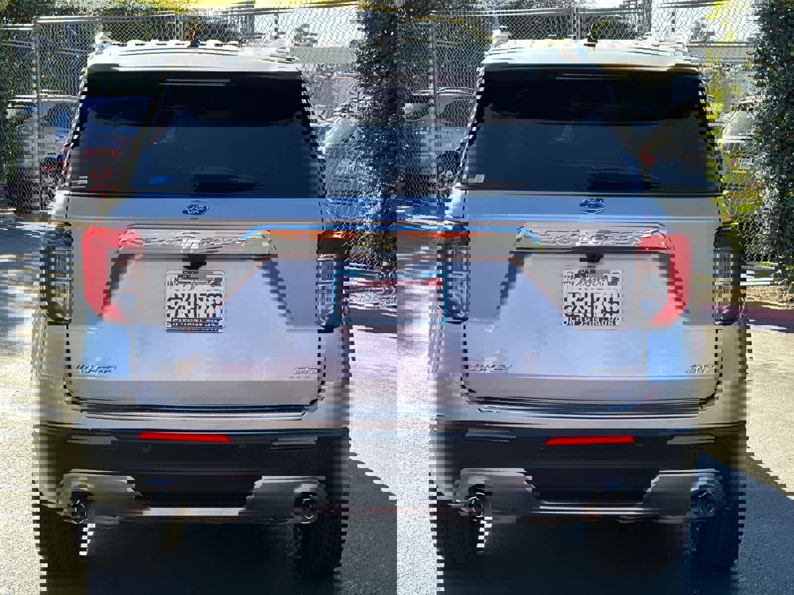 Used 2022 Ford Explorer Limited image 5