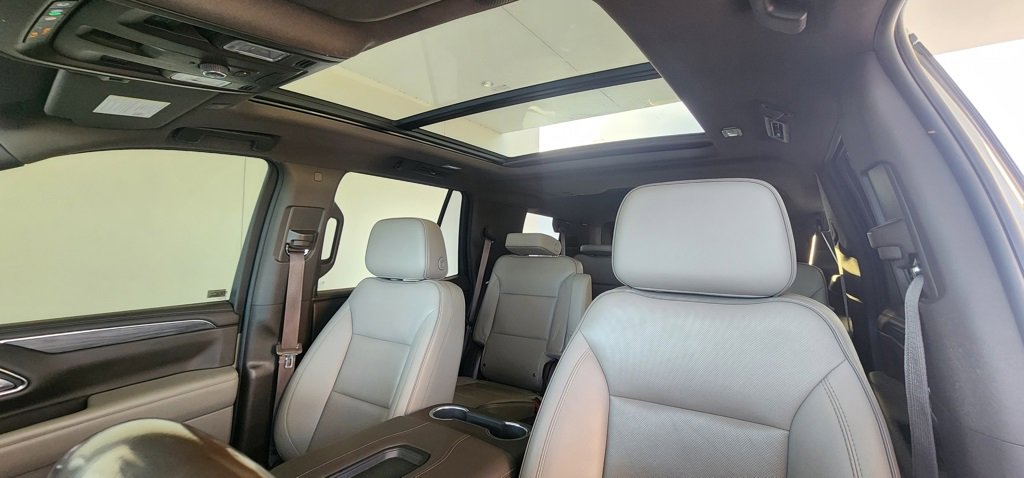 Used 2023 GMC Yukon SLT image 14