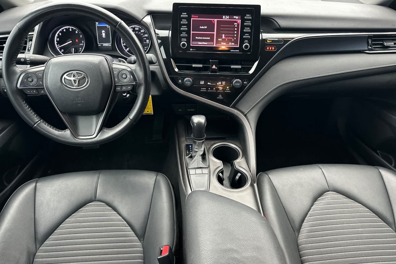 Used 2023 Toyota Camry SE FWD image 13