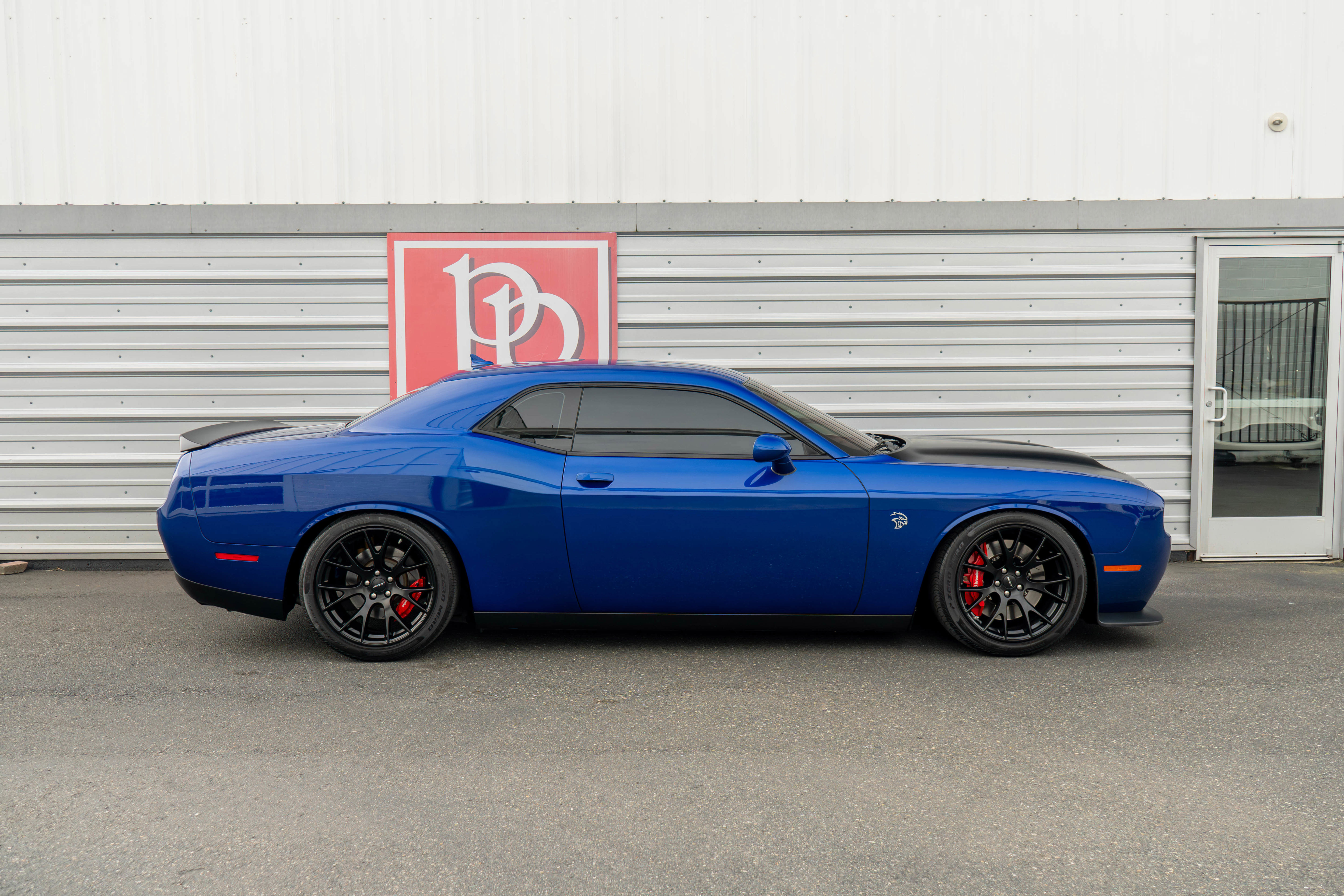 Used 2019 Dodge Challenger SRT Hellcat w/ Laguna Leather Package RWD image 45