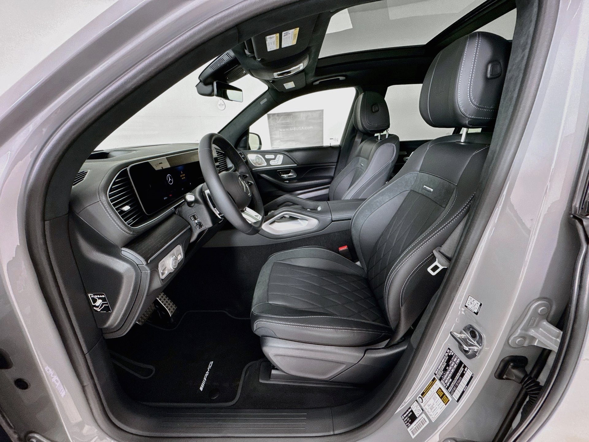 New 2026 Mercedes-Benz GLS 63 AMG 4MATIC image 23