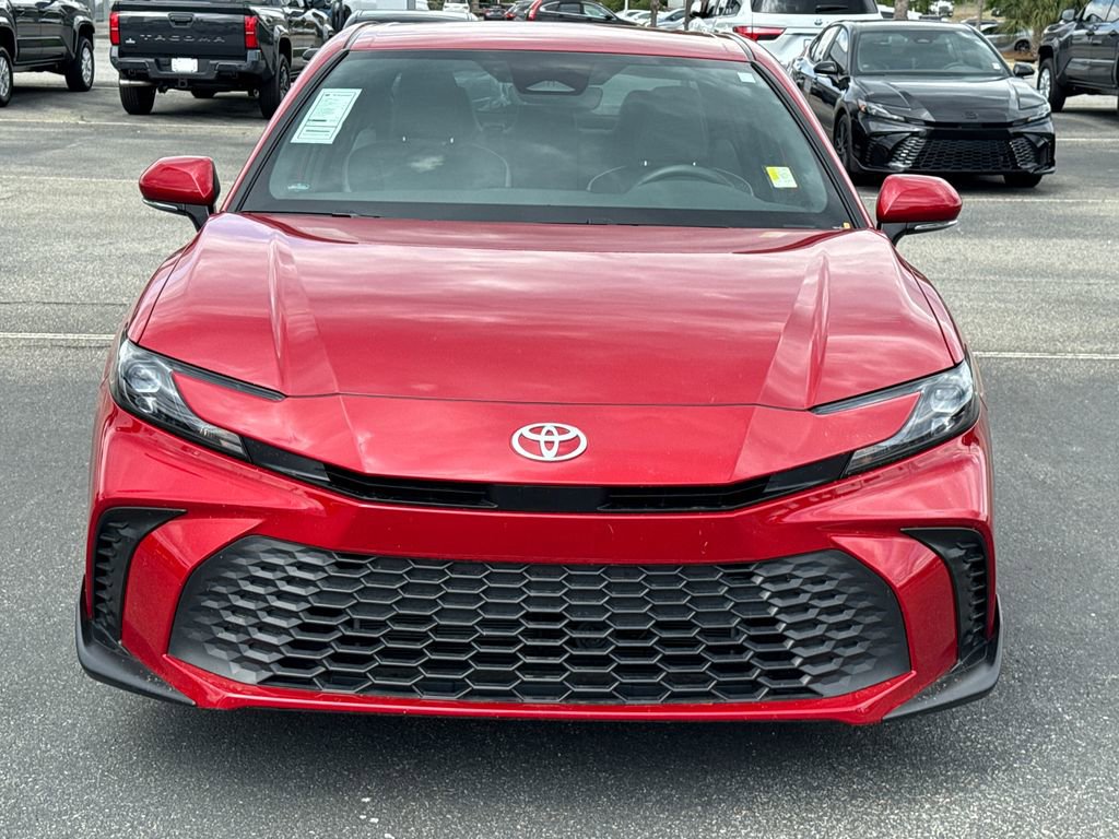 Used 2025 Toyota Camry SE w/ Convenience Package image 8