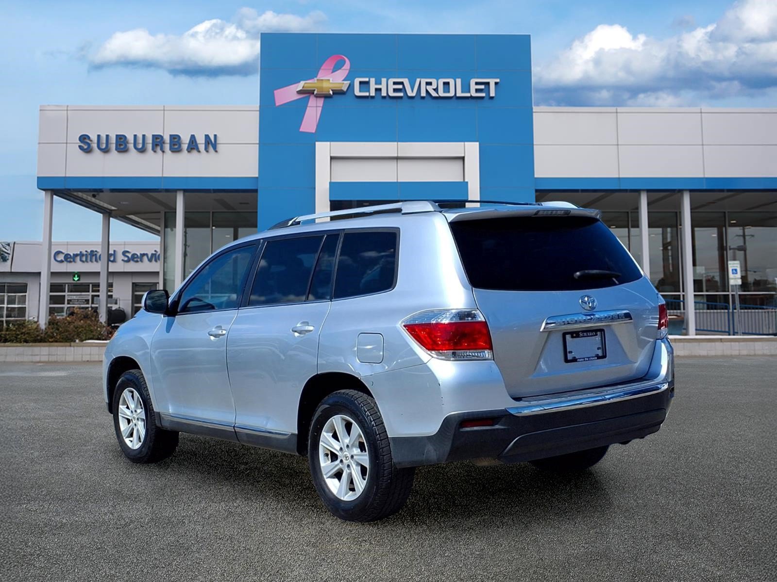 Used 2013 Toyota Highlander FWD w/ Cold Weather Pkg image 6