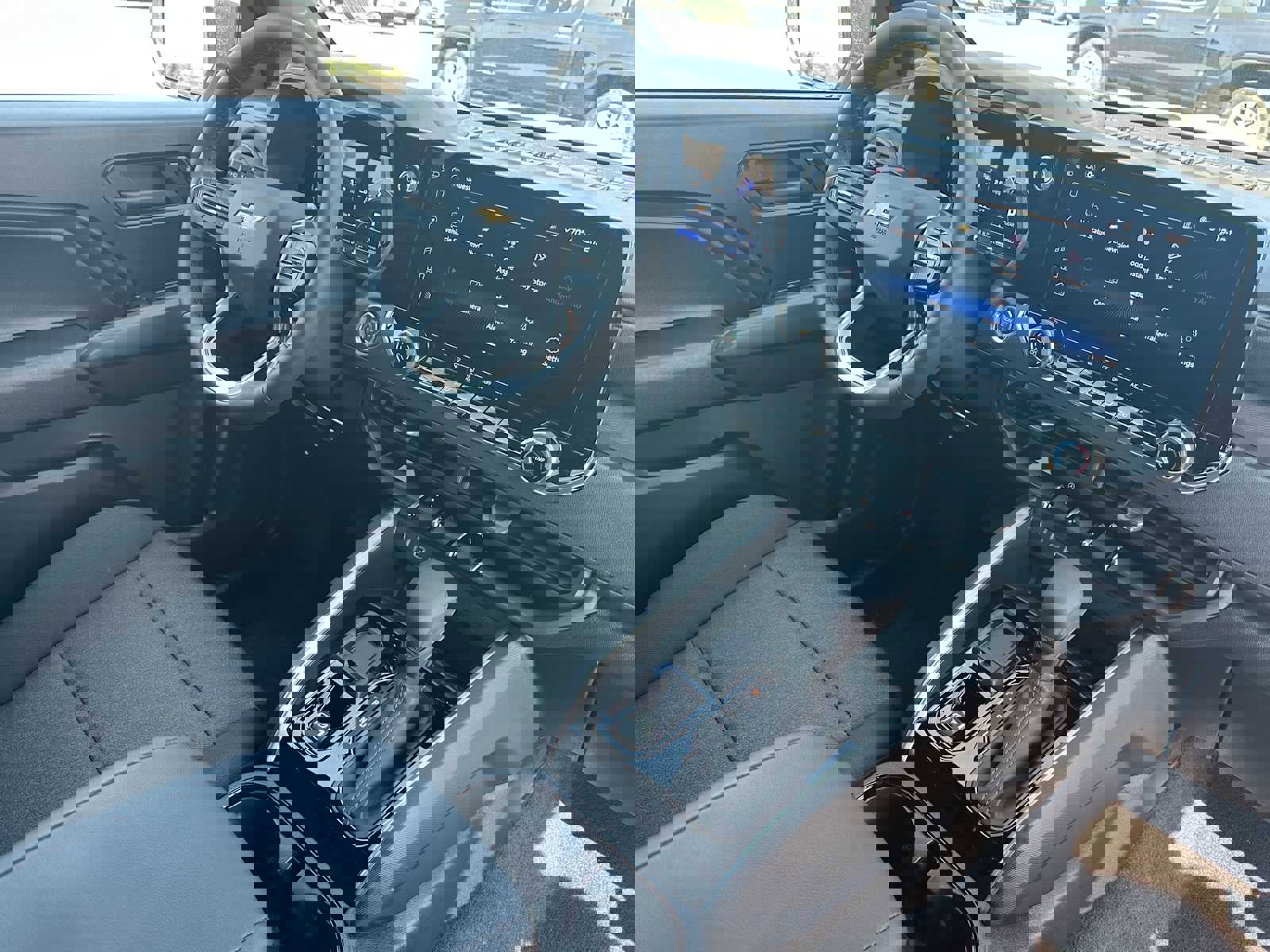 New 2025 Chevrolet Colorado W/T w/ WT Convenience Package II image 11