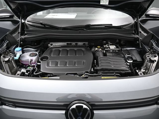 New 2026 Volkswagen Tiguan SE R-Line AWD/4WD image 15