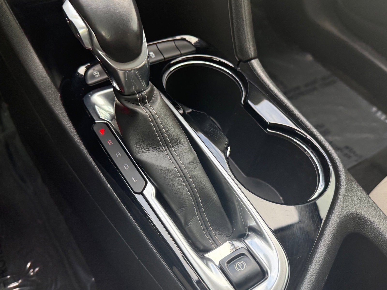 Used 2020 Buick Encore GX Essence w/ Advanced Technology Package image 22