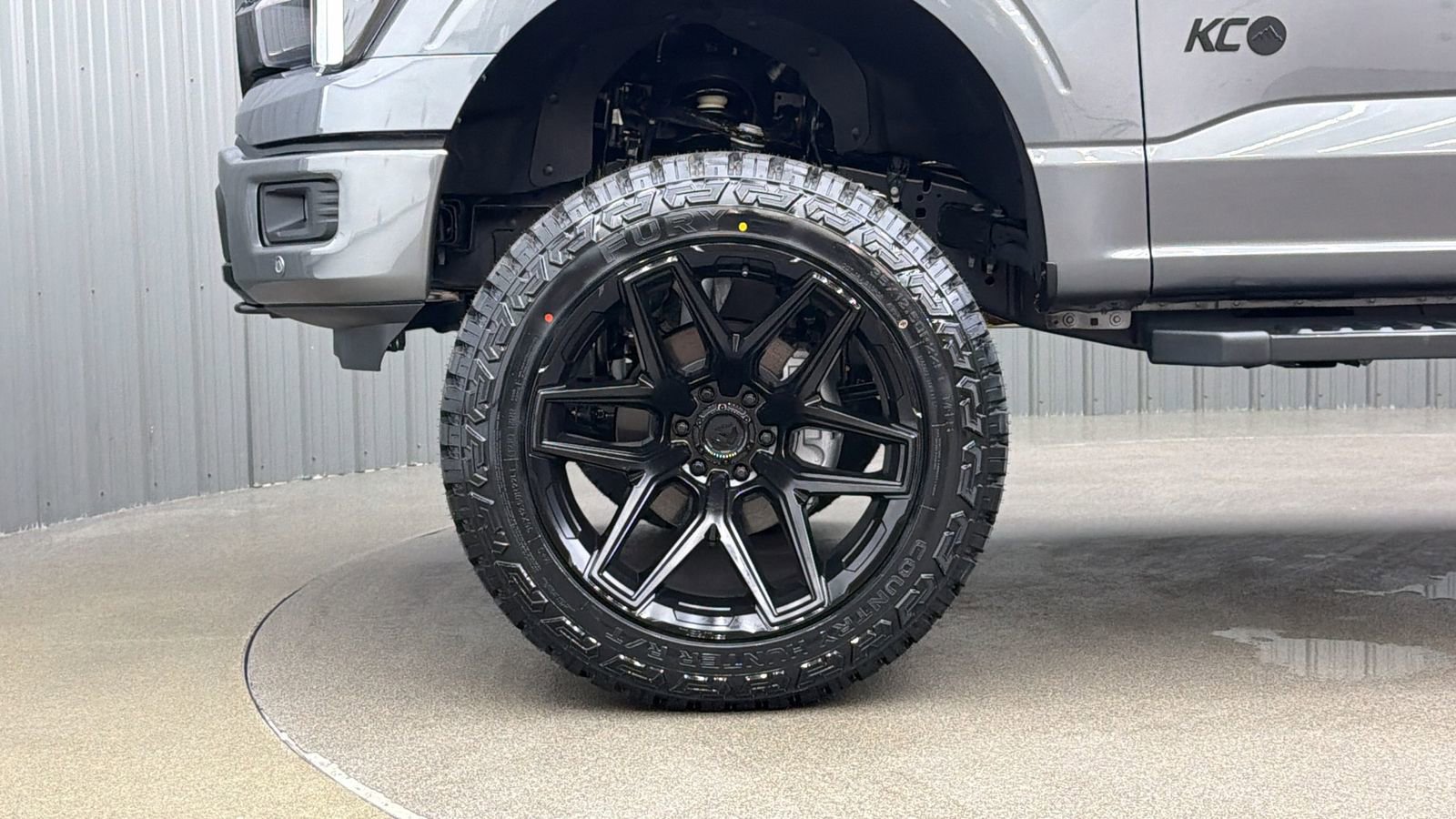 Used 2025 Ford F150 Lariat AWD/4WD image 9