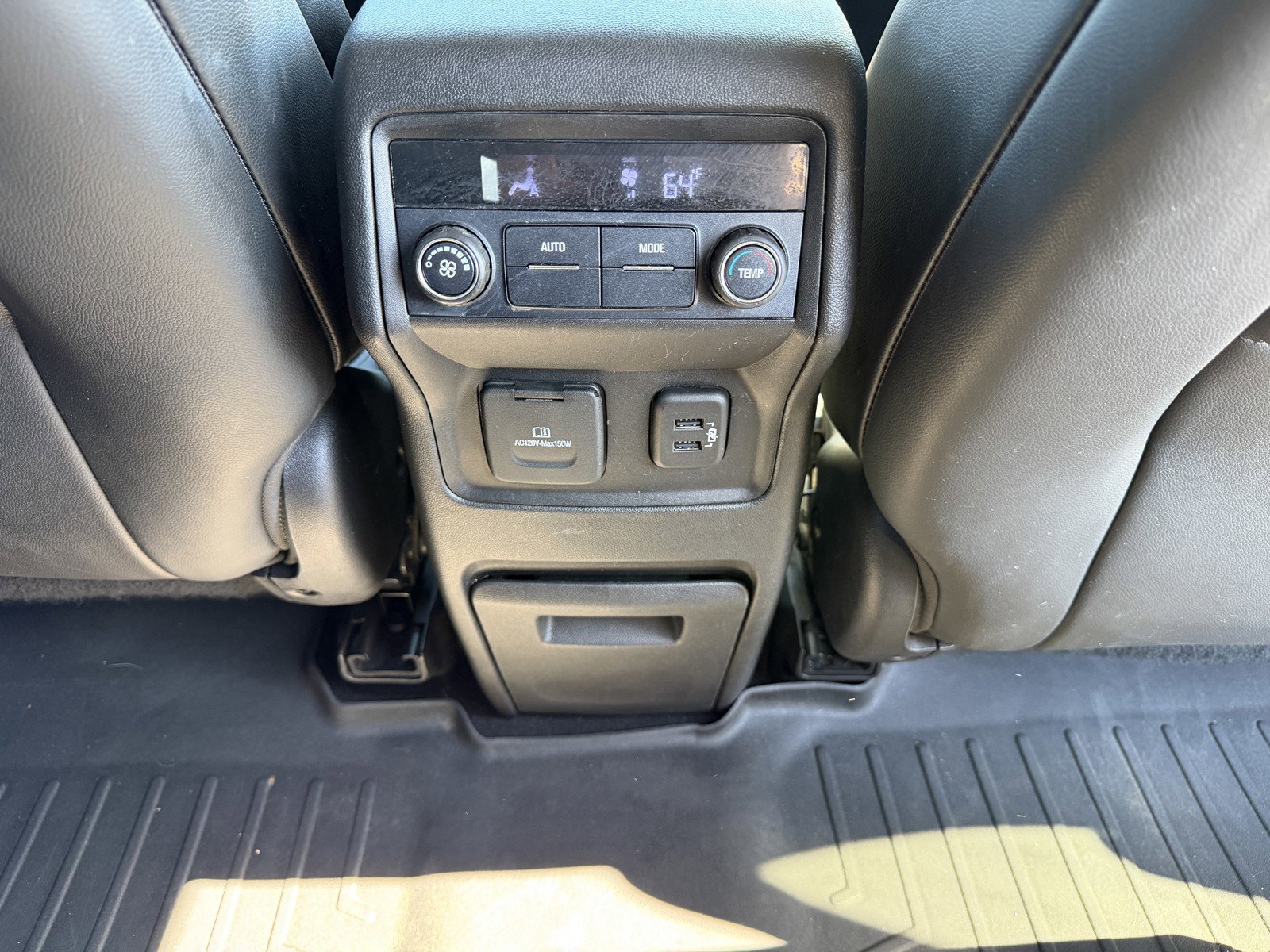 Used 2019 GMC Acadia SLT image 18