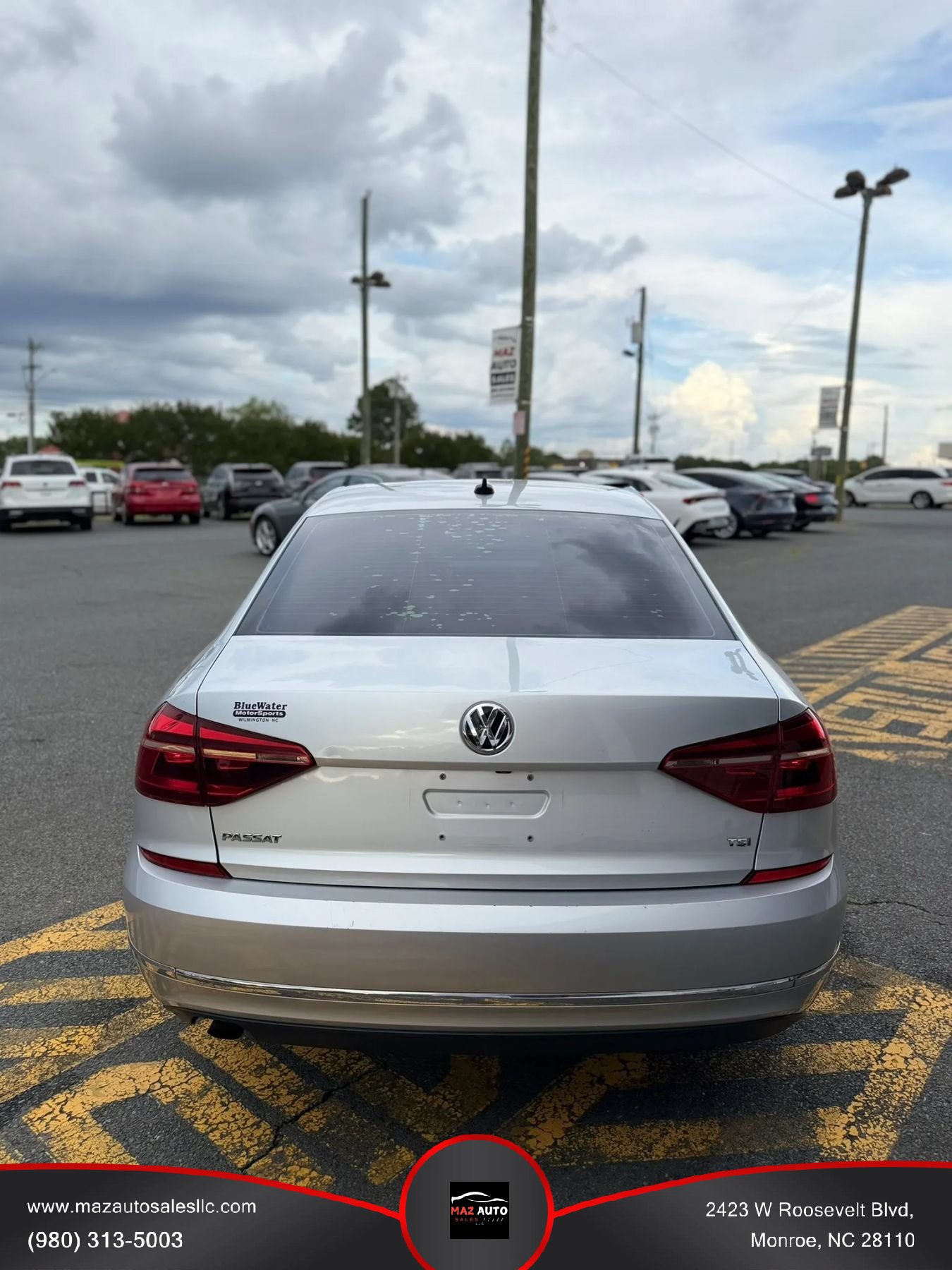 Used 2019 Volkswagen Passat 2.0T Wolfsburg w/ Wheels & Sunroof Package FWD image 5