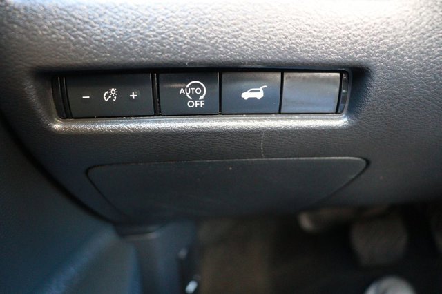 Used 2025 Nissan Rogue SV image 24