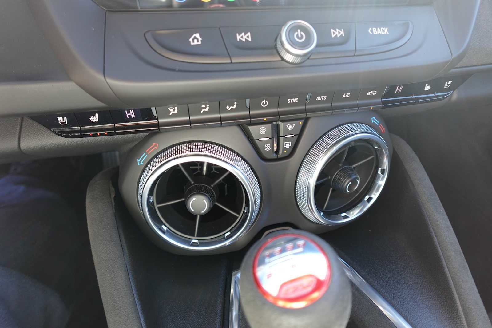 Used 2019 Chevrolet Camaro ZL1 image 28