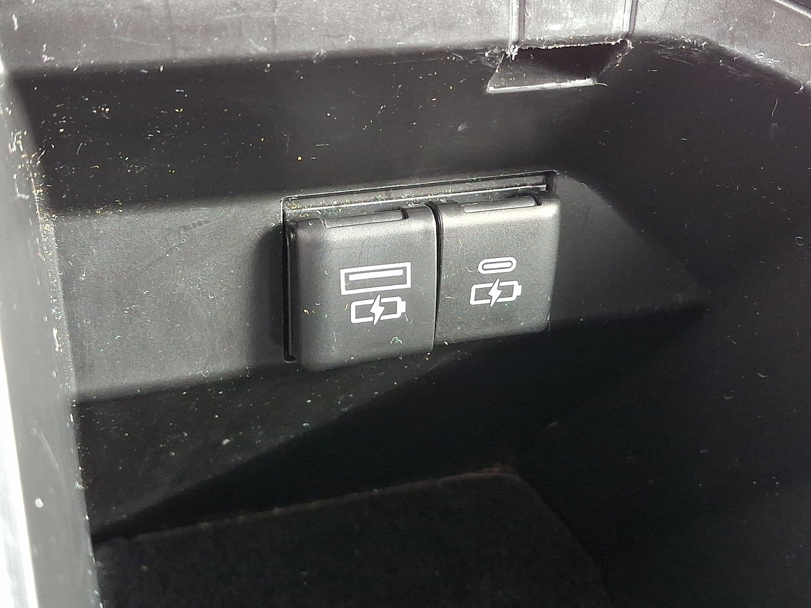 Used 2024 Toyota Camry SE image 25
