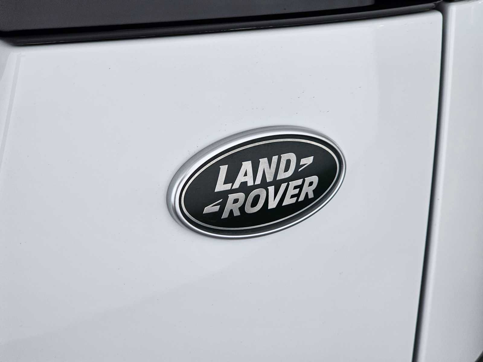 Used 2022 Land Rover Range Rover Velar S image 13