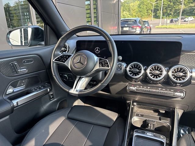 Used 2025 Mercedes-Benz GLB 250 GLB 250 image 38