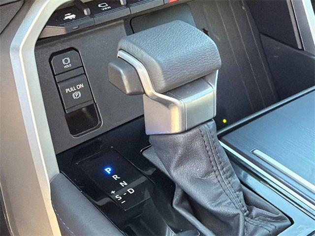 Used 2025 Toyota Sequoia Platinum image 30