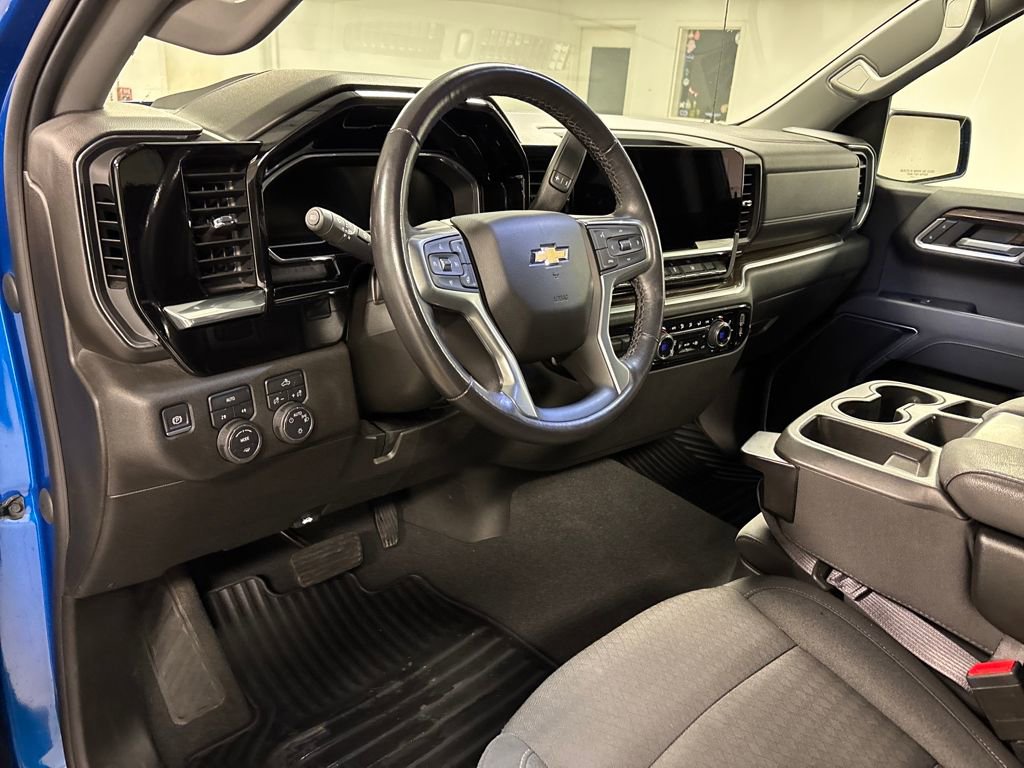 Certified 2022 Chevrolet Silverado 1500 LT w/ All Star Edition Plus image 27