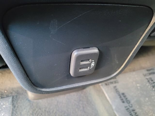 Used 2022 GMC Terrain SLE w/ Driver Convenience Package image 10