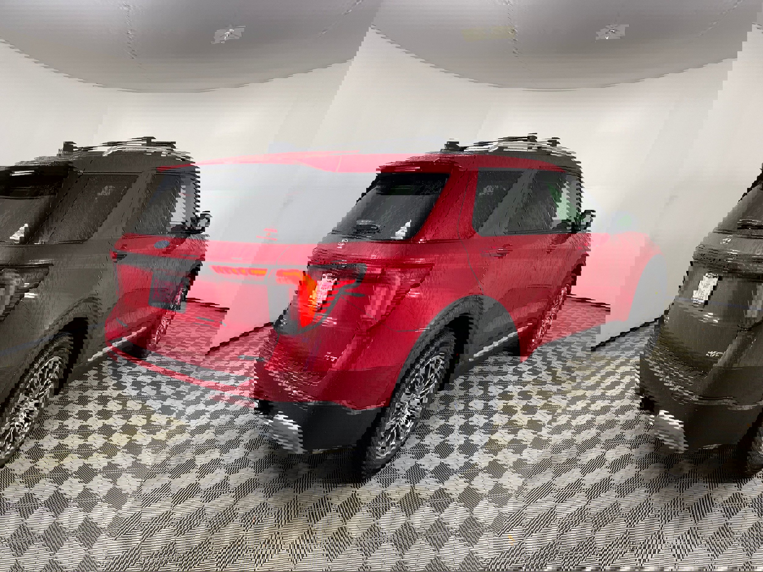 New 2026 Ford Explorer Platinum image 6