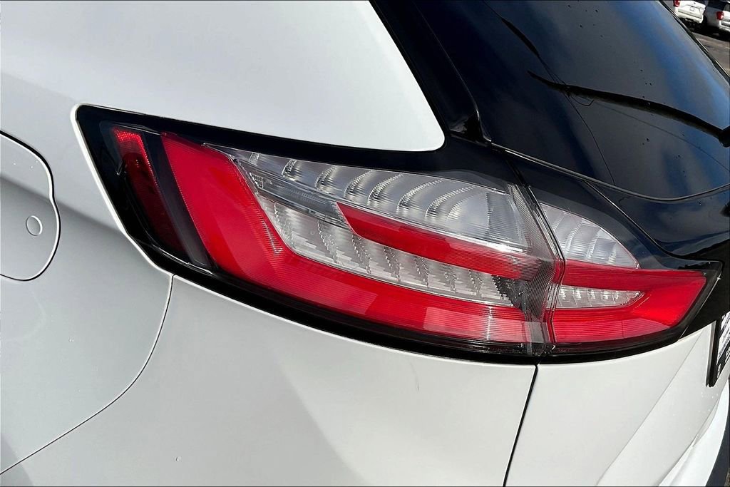 Used 2023 Ford Edge SEL AWD/4WD image 32