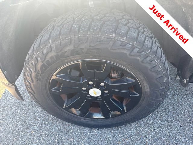 Used 2016 Chevrolet Colorado LT w/ LT Convenience Package RWD image 14
