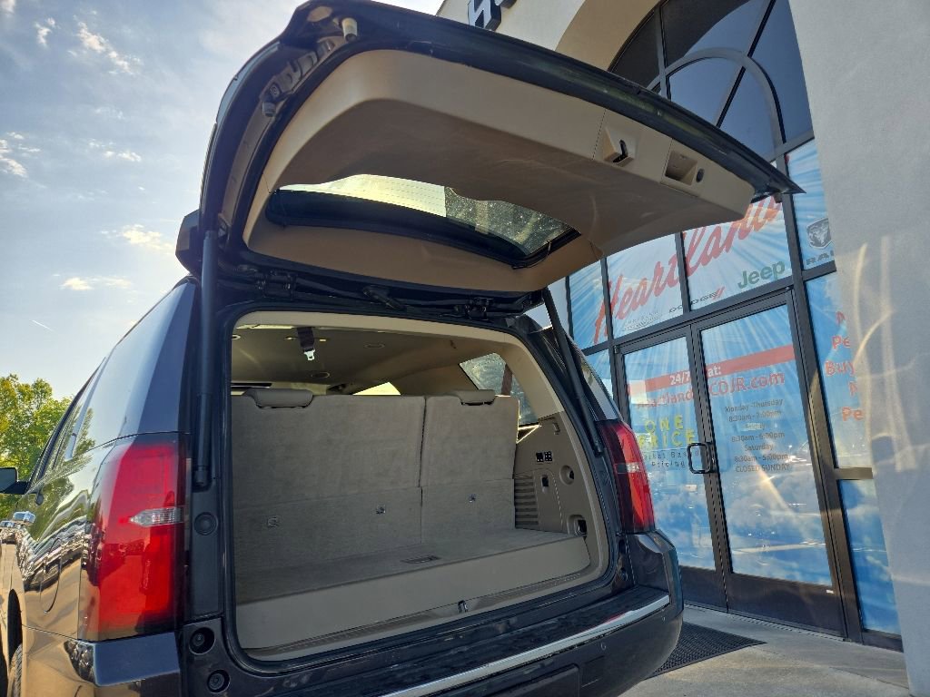 Used 2018 Chevrolet Tahoe Premier AWD/4WD image 98