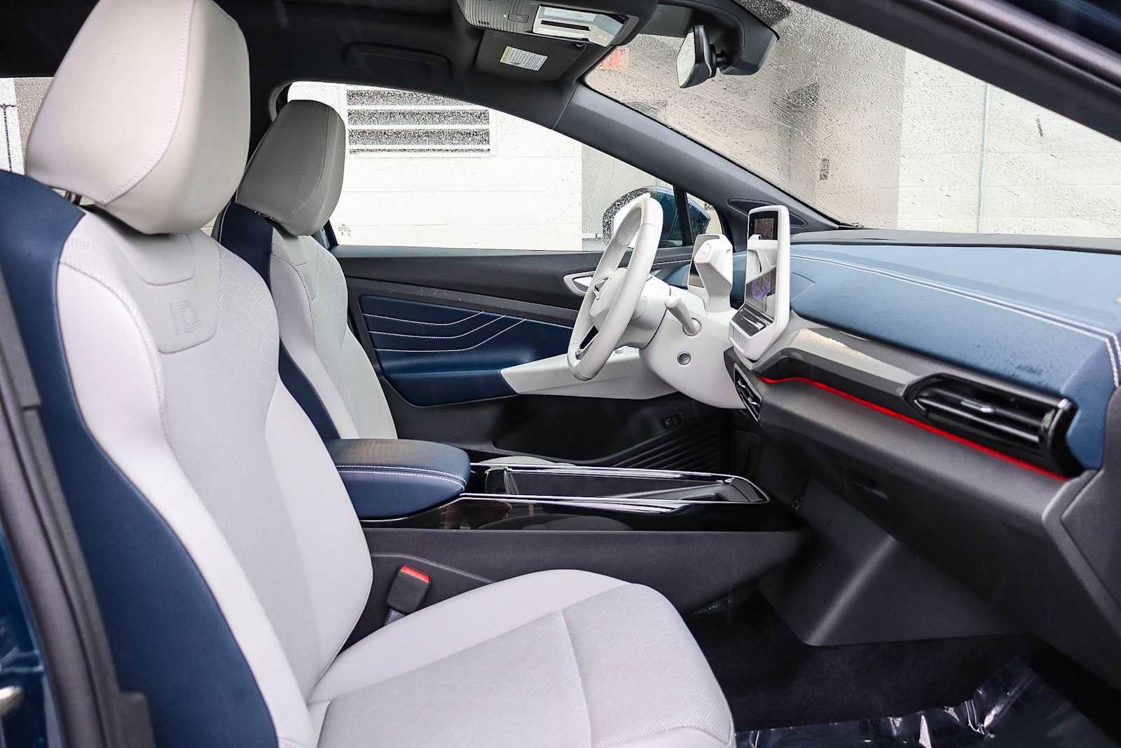 Used 2023 Volkswagen ID.4 S image 14