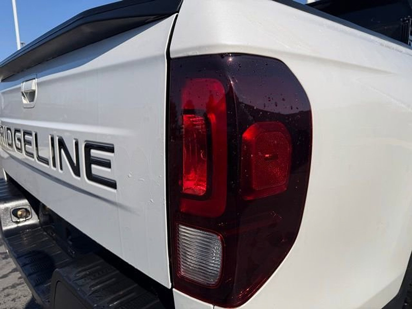 Used 2025 Honda Ridgeline Black Edition image 6