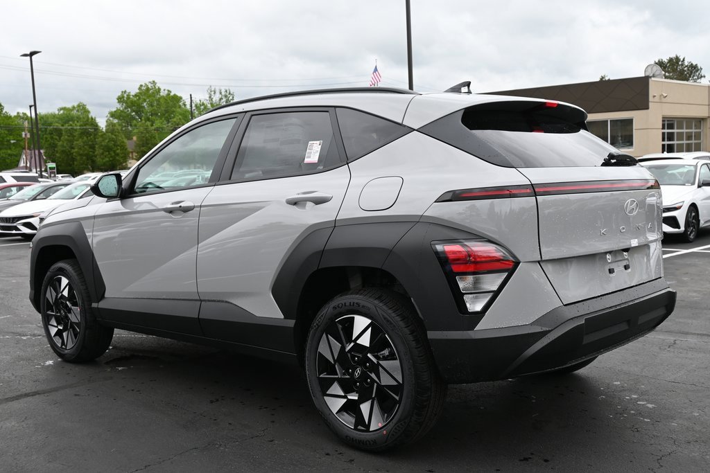 Certified 2025 Hyundai Kona SEL image 5