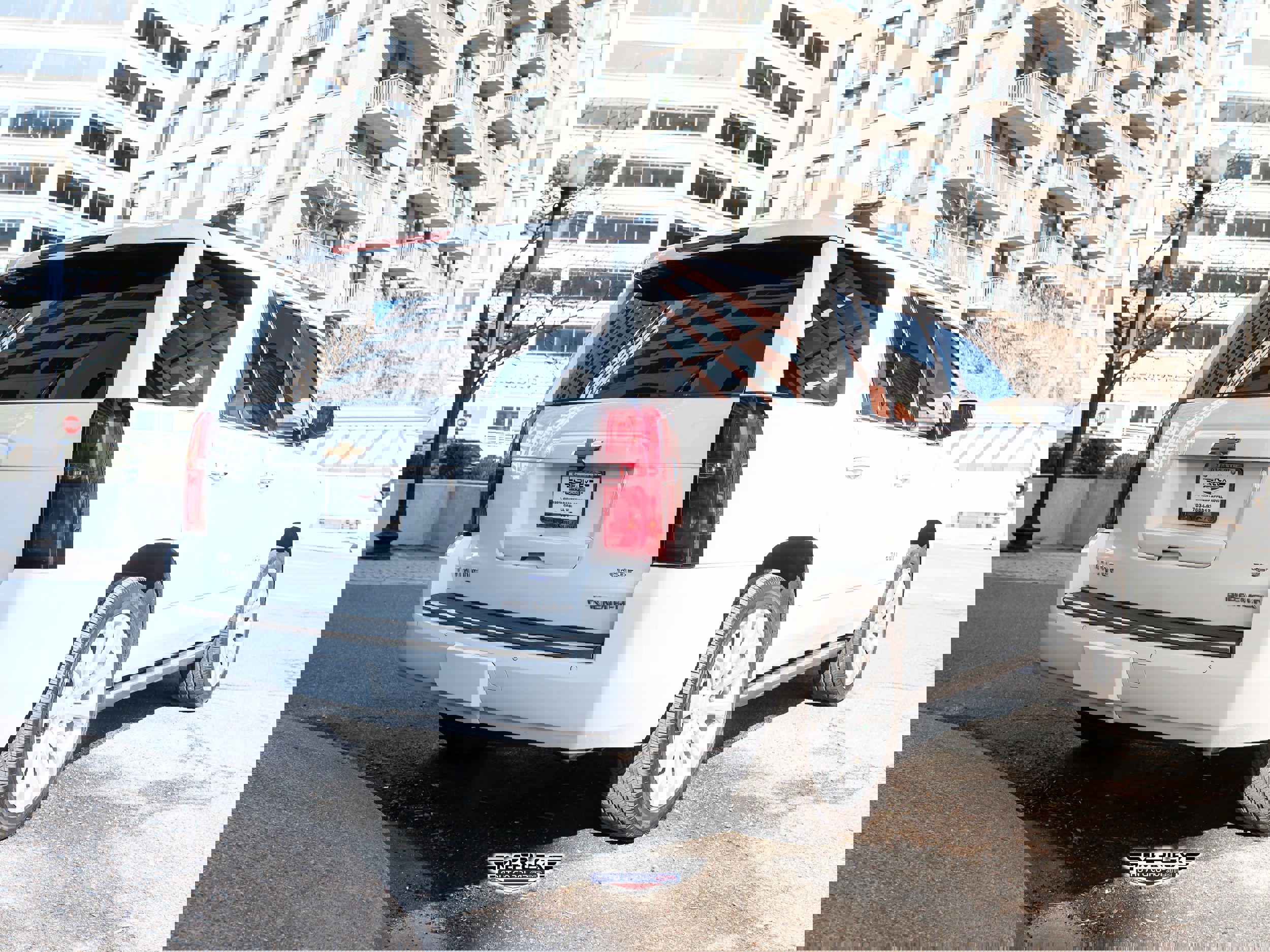 Used 2019 Chevrolet Tahoe Premier w/ Premier Plus Edition image 7